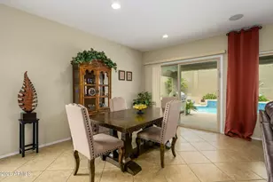 17494 W Pinnacle Vis Dr, Surprise, AZ 85387 - Photo 8