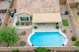 17494 W Pinnacle Vis Dr, Surprise, AZ 85387 - Photo 32