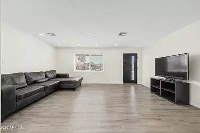 2232 W San Miguel Avenue, Phoenix, AZ 85015 - Photo 8