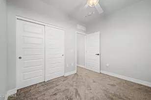 2821 S Skyline Dr, Mesa, AZ 85212 - Photo 32