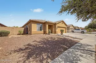 2013 N 119th Dr, Avondale, AZ 85392 - Photo 2