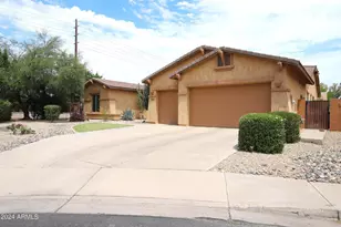 2006 E San Carlos Pl, Chandler, AZ 85249 - Photo 2