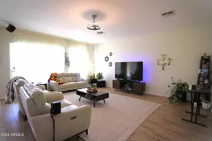 2006 E San Carlos Pl, Chandler, AZ 85249 - Photo 12