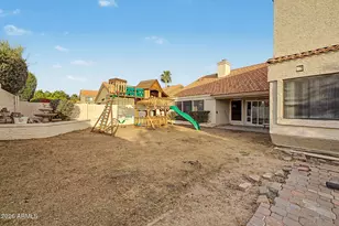 3914 E Amberwood Dr, Phoenix, AZ 85048 - Photo 32
