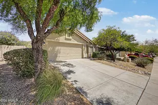 28621 N 21st Ln, Phoenix, AZ 85085 - Photo 2