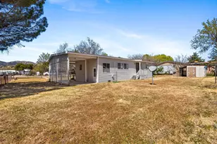 18267 S John Fry Ave, Peeples Valley, AZ 86332 - Photo 2