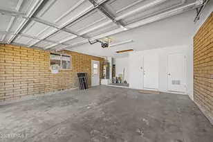 4037 W Hayward Ave, Phoenix, AZ 85051 - Photo 30