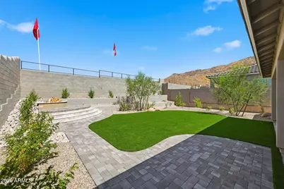 10223 S 20th Lane, Phoenix, AZ 85041 - Photo 22