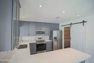 907 W Mesquite St, Chandler, AZ 85225 - Photo 6