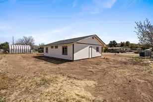 18278 S Frontier Rd, Peeples Valley, AZ 86332 - Photo 30