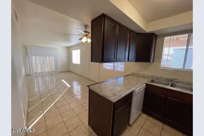 4325 N 21st Drive #Apt 3, Phoenix, AZ 85015 - Photo 6