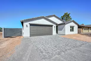 19222 N 29th Pl, Phoenix, AZ 85050 - Photo 2