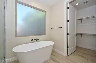 19222 N 29th Pl, Phoenix, AZ 85050 - Photo 28