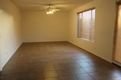 12124 N 142nd Drive, Surprise, AZ 85379 - Photo 4