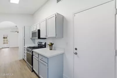 7635 W Ironwood Drive, Peoria, AZ 85345 - Photo 12