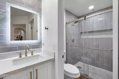 5104 N 32nd Street #428, Phoenix, AZ 85018 - Photo 16