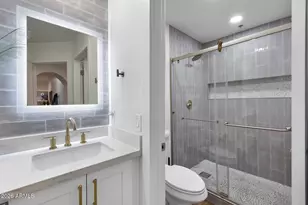 5104 N 32nd St, Phoenix, AZ 85018 - Photo 16