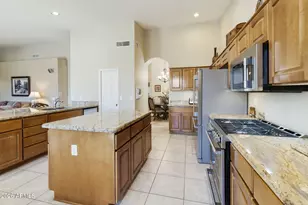 10215 E Arrowvale Dr, Sun Lakes, AZ 85248 - Photo 12