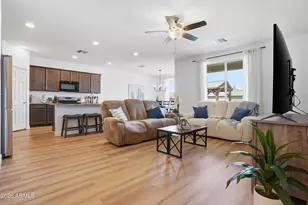 628 W White Sands Dr, San Tan Valley, AZ 85140 - Photo 2