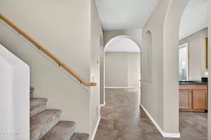 886 S Huish Dr, Gilbert, AZ 85296 - Photo 4