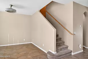 886 S Huish Dr, Gilbert, AZ 85296 - Photo 6