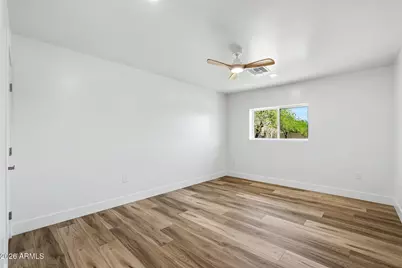 1320 E Winter Drive, Phoenix, AZ 85020 - Photo 28