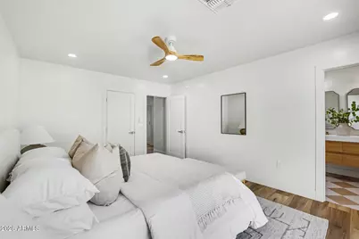 1320 E Winter Drive, Phoenix, AZ 85020 - Photo 24