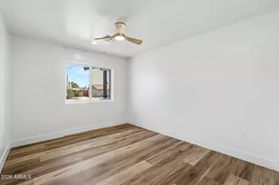 1320 E Winter Dr, Phoenix, AZ 85020 - Photo 30