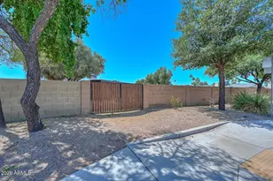 8442 N 48th Dr, Glendale, AZ 85302 - Photo 46