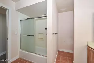 8442 N 48th Dr, Glendale, AZ 85302 - Photo 32