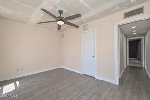 8442 N 48th Dr, Glendale, AZ 85302 - Photo 20