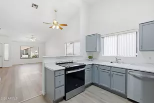 542 S Higley Rd, Mesa, AZ 85206 - Photo 4