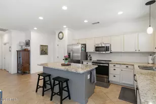 19540 N Wessex Dr, Surprise, AZ 85387 - Photo 16