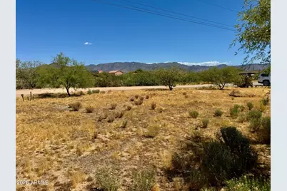 22455 W Hylton Way, Congress, AZ 85332 - Photo 4