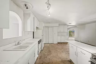4611 W Monte Cristo Ave, Glendale, AZ 85306 - Photo 14