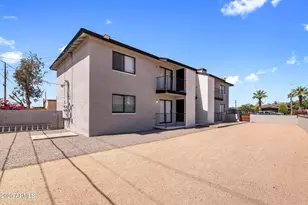 3823 N 23rd Dr, Phoenix, AZ 85015 - Photo 2