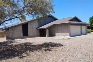 8504 N 50th Dr, Glendale, AZ 85302 - Photo 2