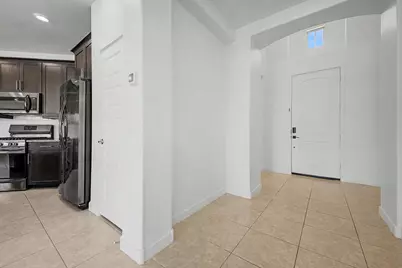 19905 W Devonshire Avenue, Litchfield Park, AZ 85340 - Photo 4