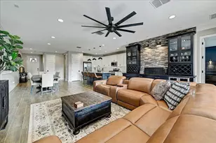 2053 W Lonesome Trl, Phoenix, AZ 85085 - Photo 12