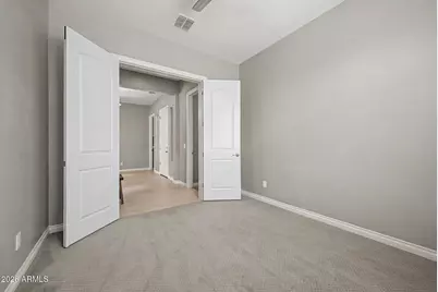 112 E Crescent Place, Chandler, AZ 85249 - Photo 32