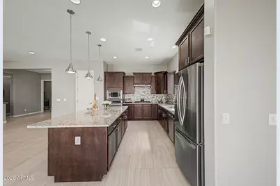 112 E Crescent Place, Chandler, AZ 85249 - Photo 14