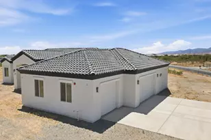 17587 W Dale Ln, Surprise, AZ 85387 - Photo 2