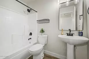 33370 N Roadrunner Ln, San Tan Valley, AZ 85144 - Photo 22