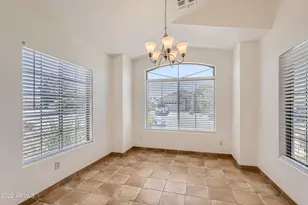 5770 W Seldon Ln, Glendale, AZ 85302 - Photo 8