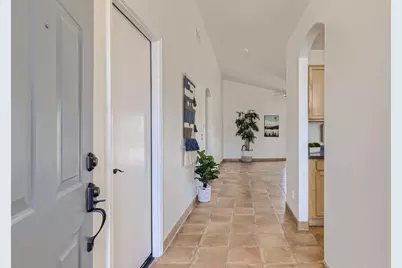 5770 W Seldon Lane, Glendale, AZ 85302 - Photo 2