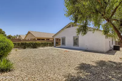 5770 W Seldon Lane, Glendale, AZ 85302 - Photo 18
