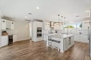 3401 N 34th Pl, Phoenix, AZ 85018 - Photo 8