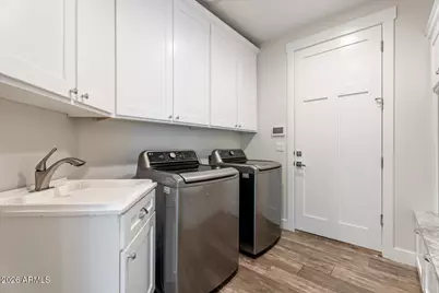 3401 N 34th Place, Phoenix, AZ 85018 - Photo 28