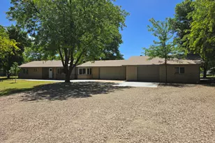 843 E Armetta Dr, Camp Verde, AZ 86322 - Photo 2