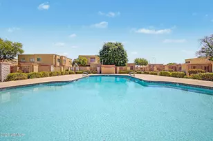 948 S Alma School Rd, Mesa, AZ 85210 - Photo 24